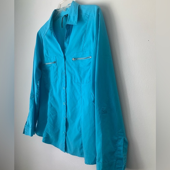 Cathy Blue Buttoned Down Detailed Tailored Shirt with zipper Pockets - Picture 4 of 9